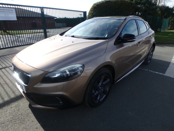 Used Volvo V40 Cross Country 2013 for sale - 73908423: Photo 3