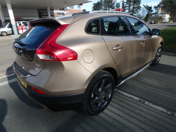 Used Volvo V40 Cross Country 2013 for sale - 73908423: Photo 7