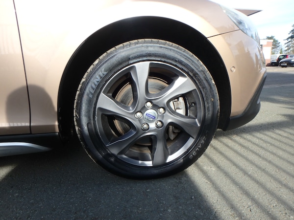 Used Volvo V40 Cross Country 2013 for sale - 73908423: Photo 9