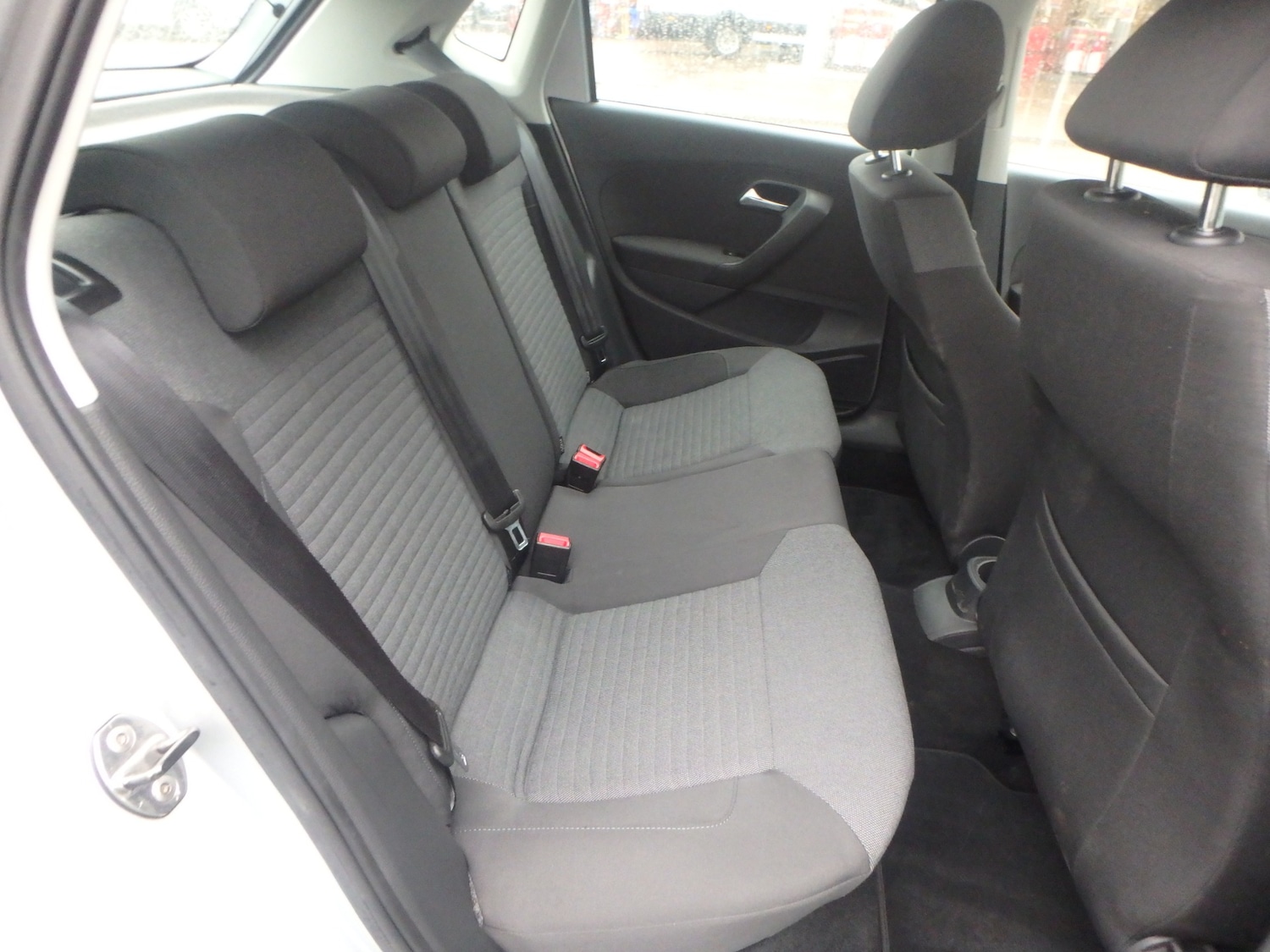 Used Volkswagen Polo 2010 for sale - 77445744: Photo 11