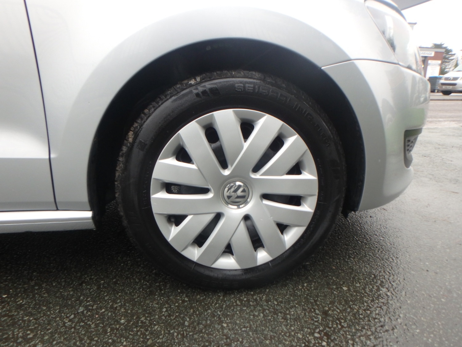 Used Volkswagen Polo 2010 for sale - 77445744: Photo 9