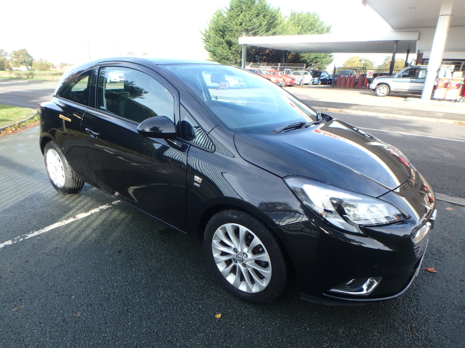 Used Vauxhall Corsa 2016 for sale - 76402275: Photo 1