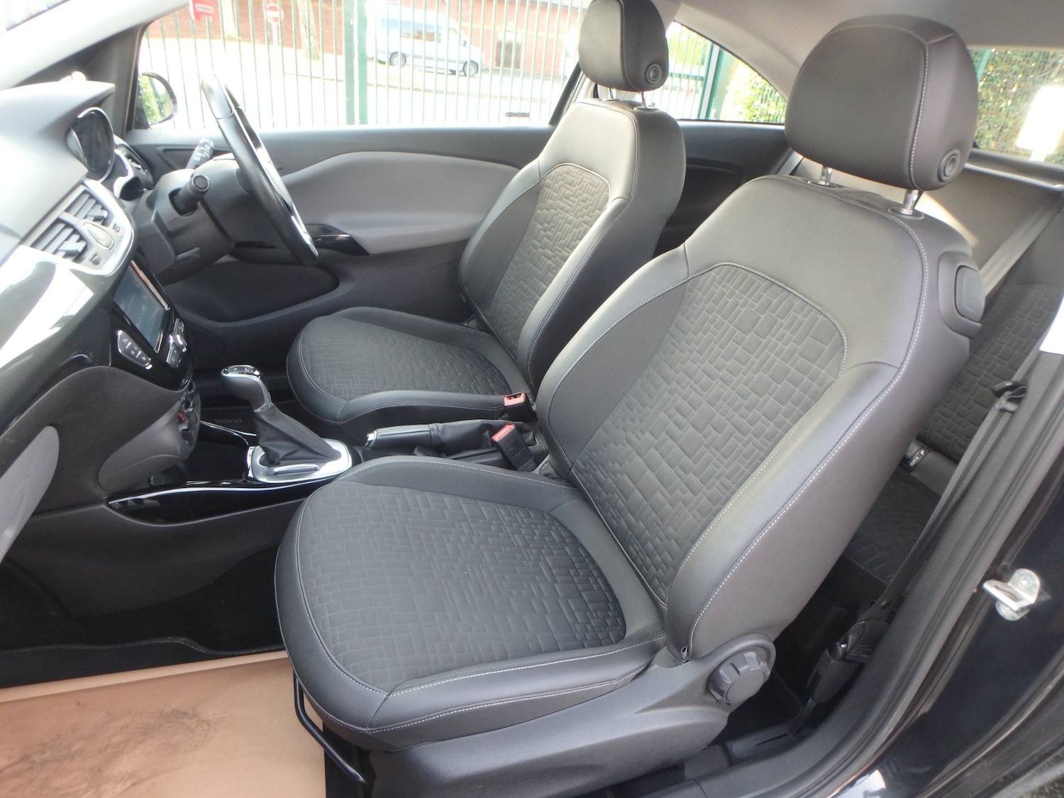 Used Vauxhall Corsa 2016 for sale - 76402275: Photo 13