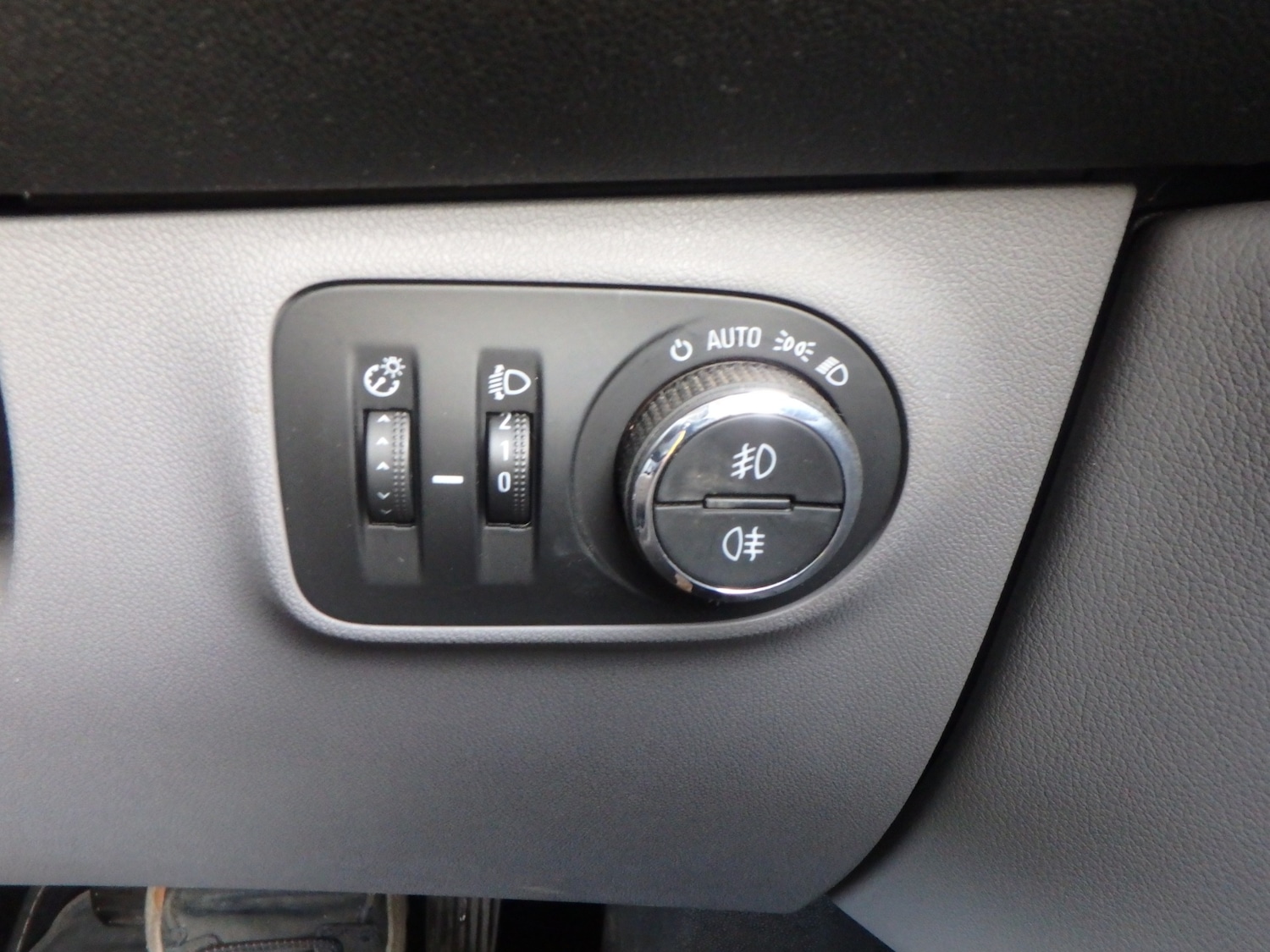 Used Vauxhall Corsa 2016 for sale - 76402275: Photo 22