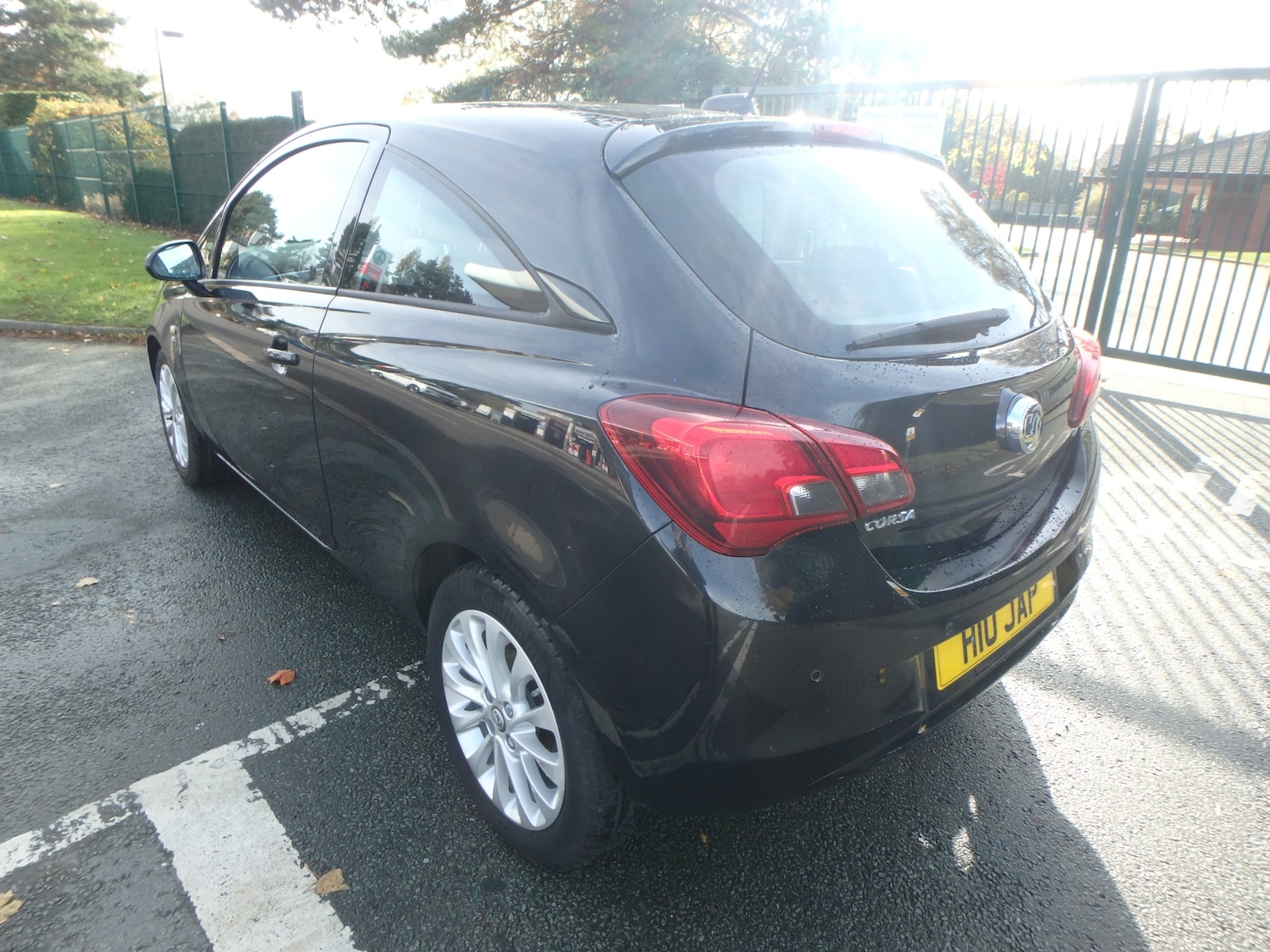 Used Vauxhall Corsa 2016 for sale - 76402275: Photo 5