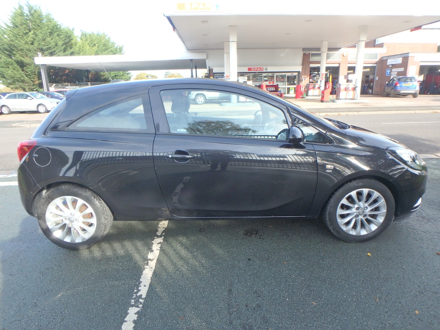 Used Vauxhall Corsa 2016 for sale - 76402275: Photo 8