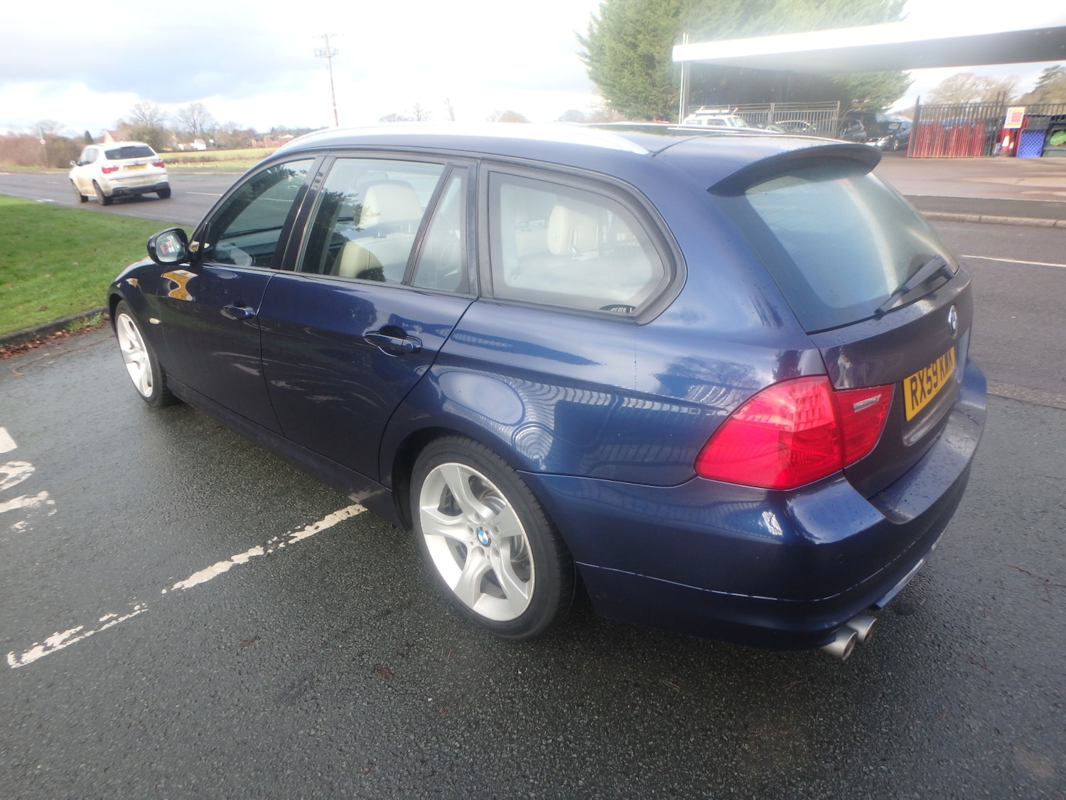 Used BMW 3 Series 2011 for sale - 77234250: Photo 5