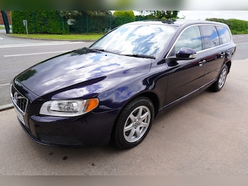 Used Volvo V70 2010 for sale - 78523663: Photo