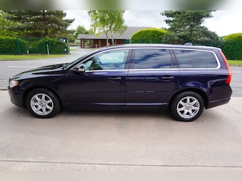 Used Volvo V70 2010 for sale - 78523663: Photo