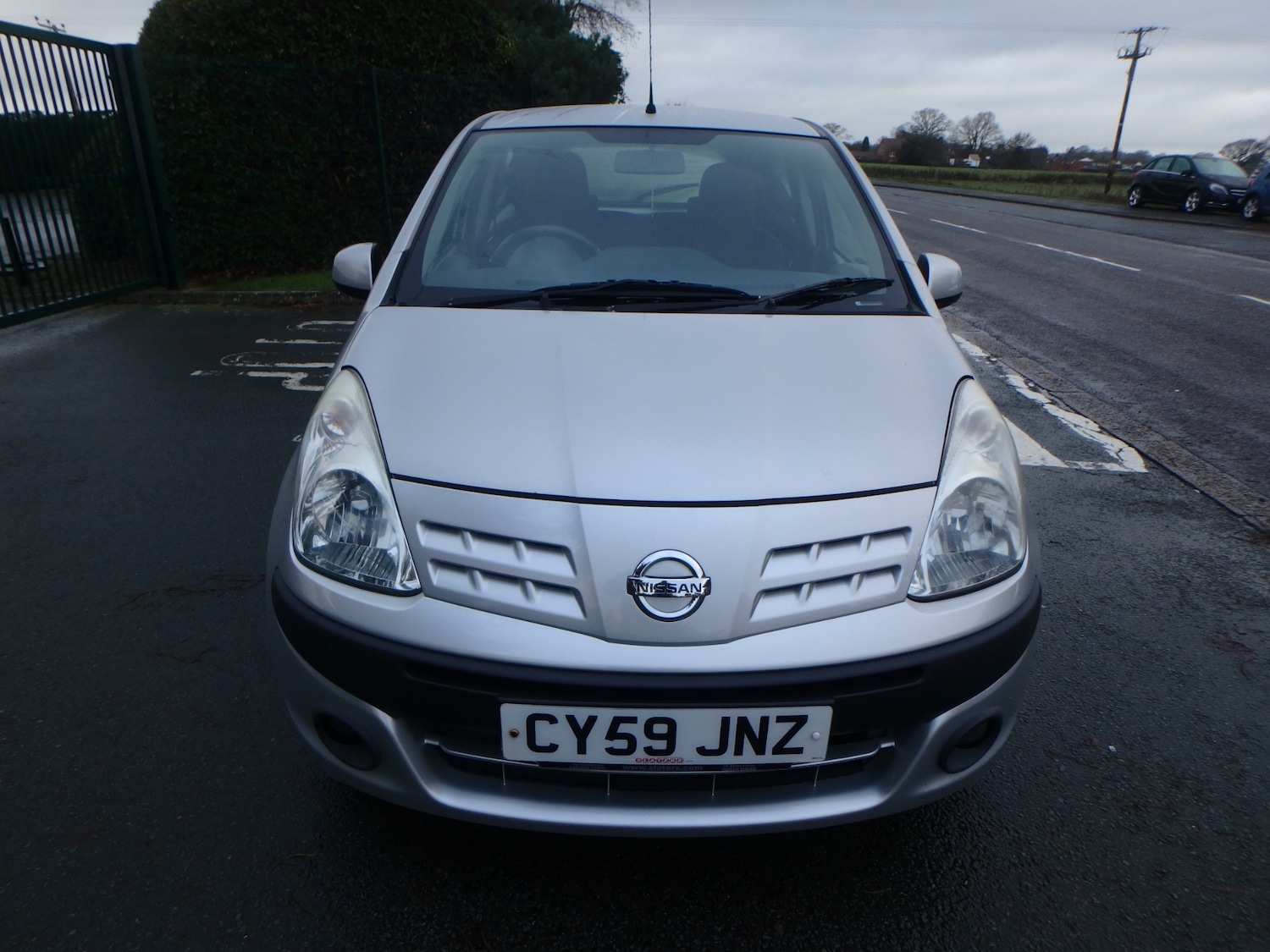 Used Nissan Pixo 2010 for sale - 76984256: Photo 2
