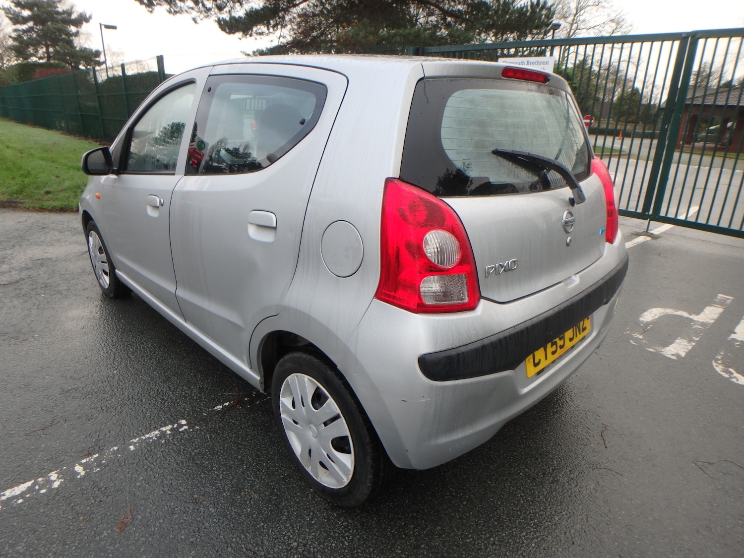 Used Nissan Pixo 2010 for sale - 76984256: Photo 5