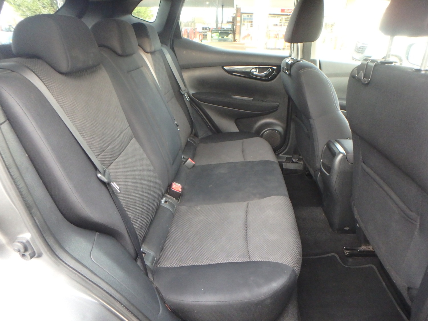 Used Nissan Qashqai 2015 for sale - 76946862: Photo 11