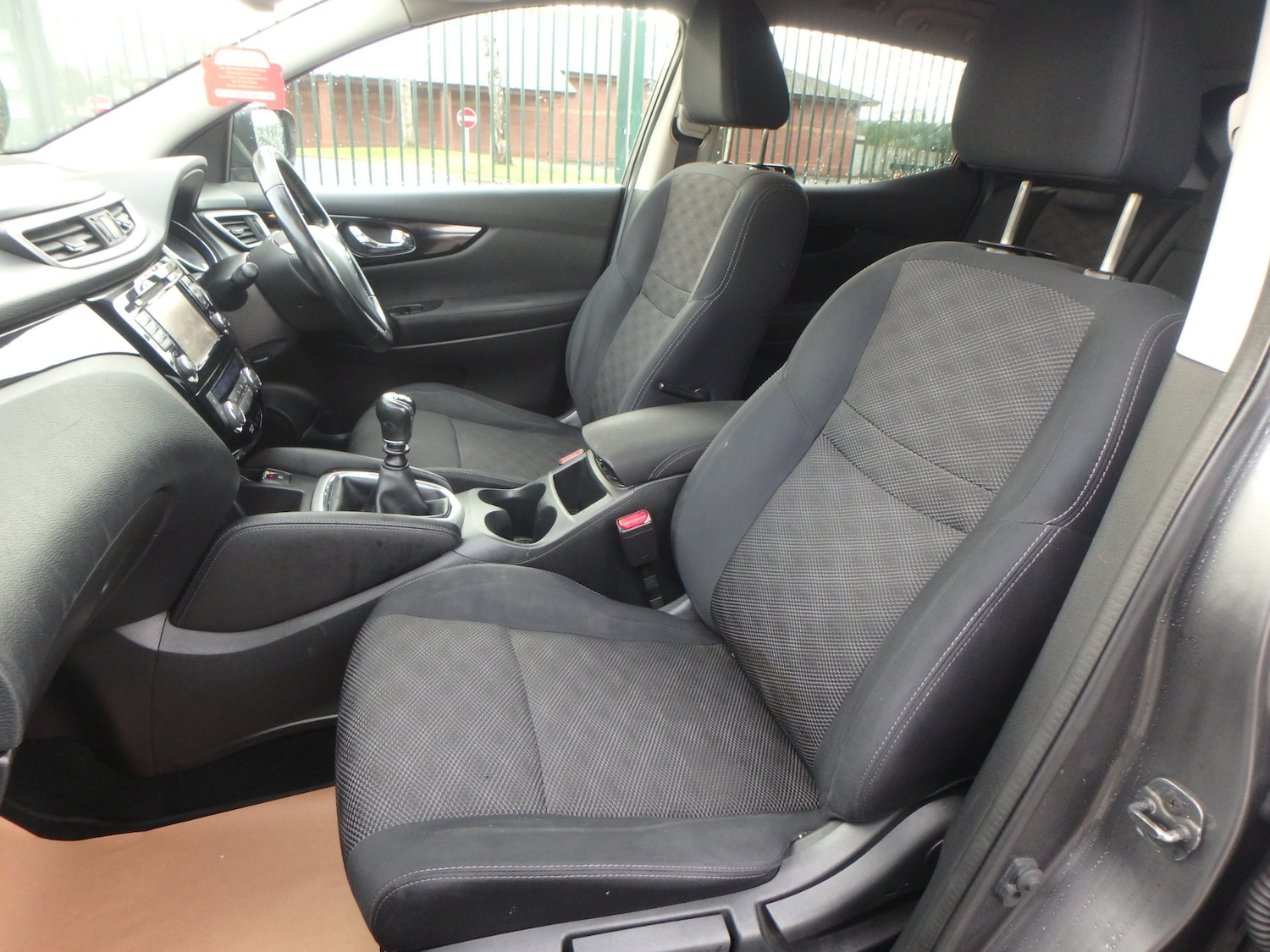 Used Nissan Qashqai 2015 for sale - 76946862: Photo 13