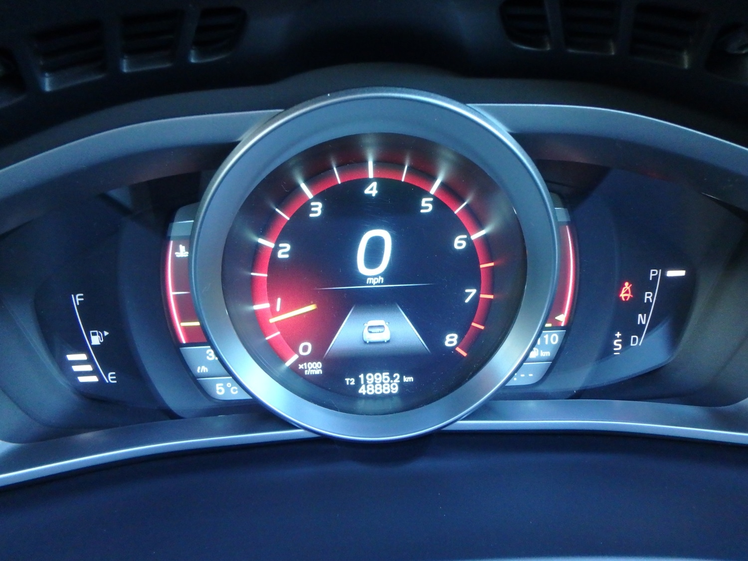 Used Volvo V40 Cross Country 2025 for sale - 76627112: Photo 17