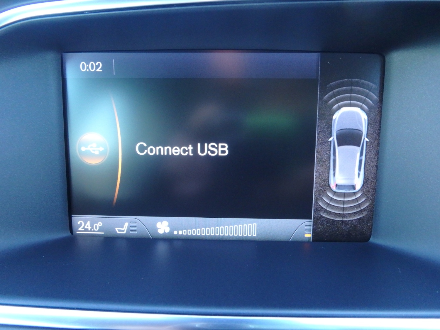 Used Volvo V40 Cross Country 2025 for sale - 76627112: Photo 24