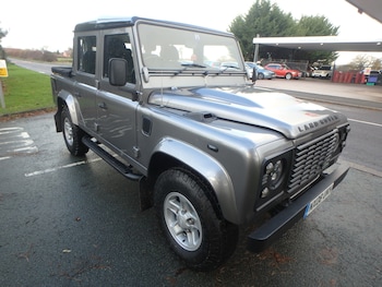 Land Rover Defender feature image