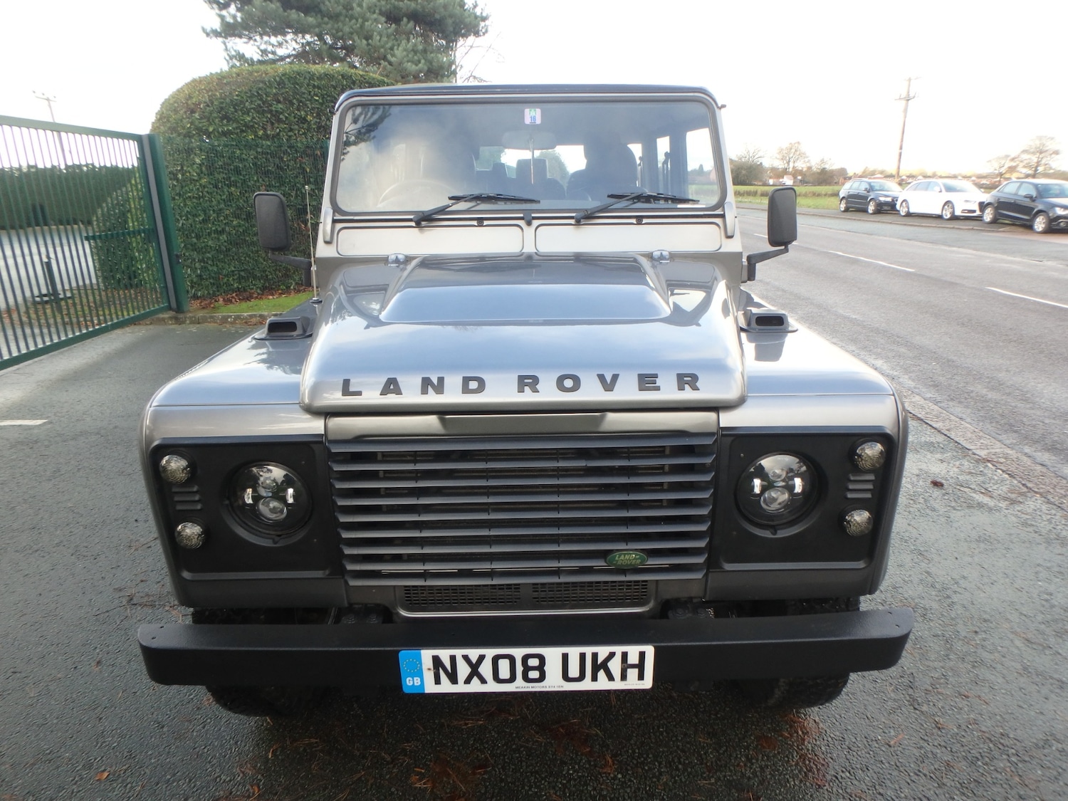 Used Land Rover Defender 2008 for sale - 76919242: Photo 2