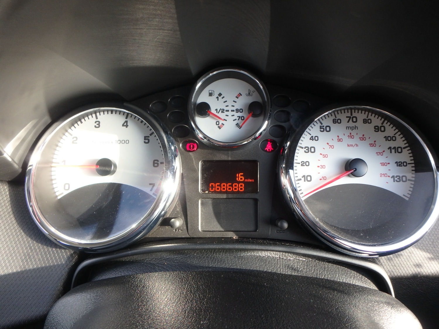 Used Peugeot 207 2010 for sale - 76404978: Photo 16