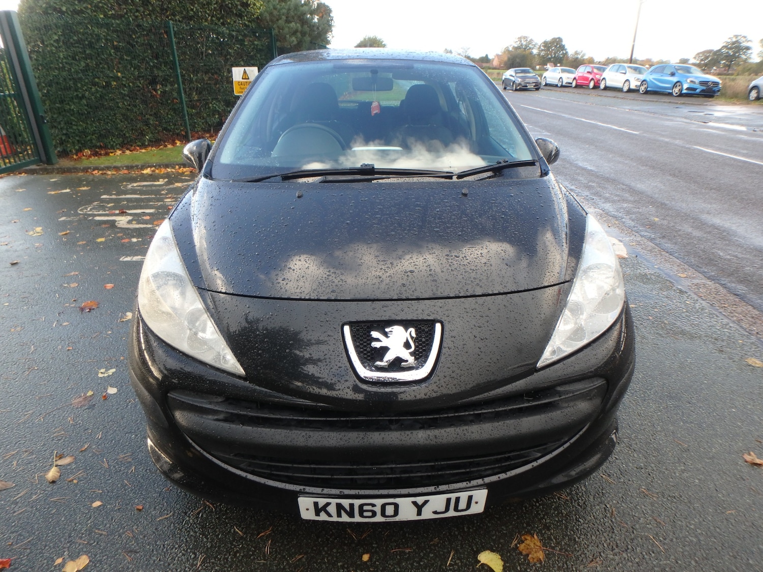 Used Peugeot 207 2010 for sale - 76404978: Photo 2