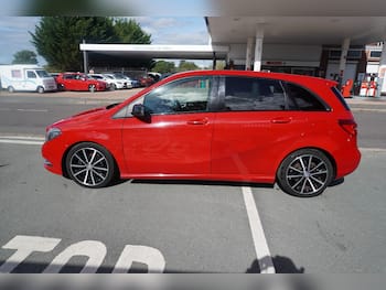 Used Mercedes-Benz B Class 2014 for sale - 79748120: Photo