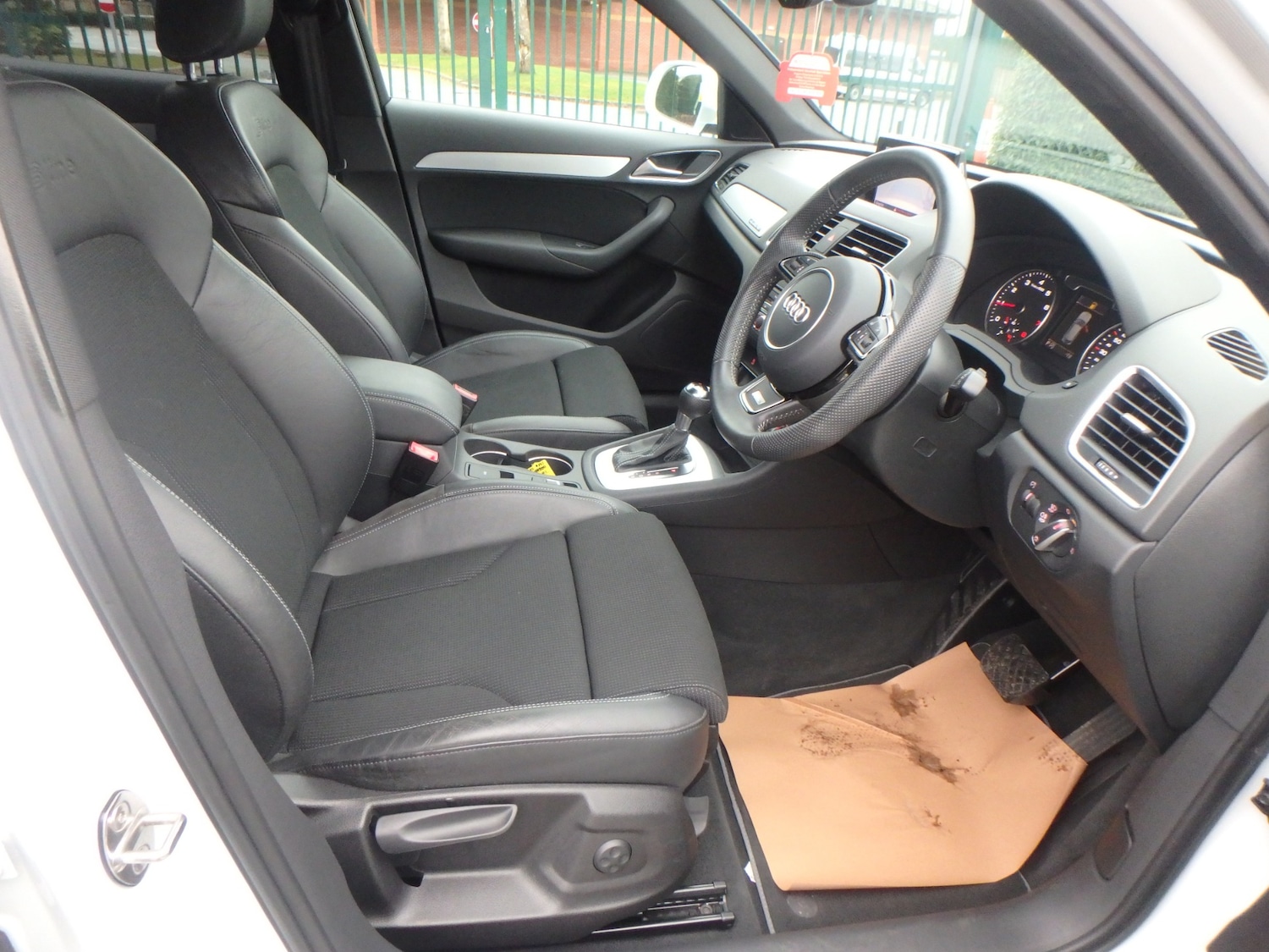 Used Audi Q3 for sale - 76807297: Photo 15