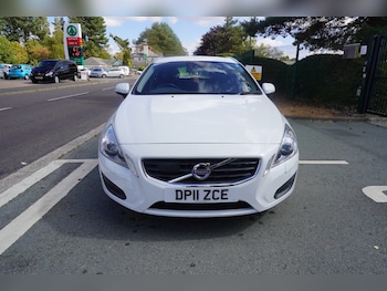Used Volvo V60 2011 for sale - 79571547: Photo