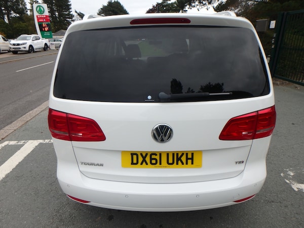Used Volkswagen Touran 2011 for sale - 76288519: Photo 6