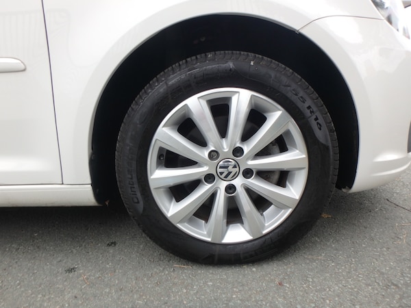 Used Volkswagen Touran 2011 for sale - 76288519: Photo 9
