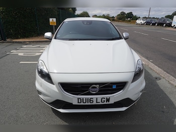 Used Volvo V40 2016 for sale - 79353080: Photo
