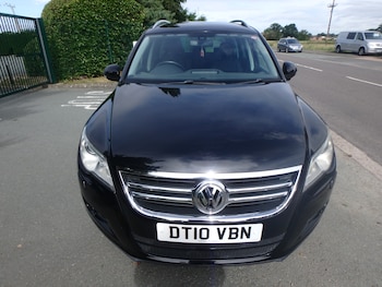 Used Volkswagen Tiguan 2010 for sale - 74939629: Photo