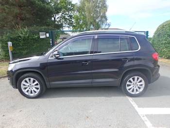 Used Volkswagen Tiguan 2010 for sale - 74939629: Photo