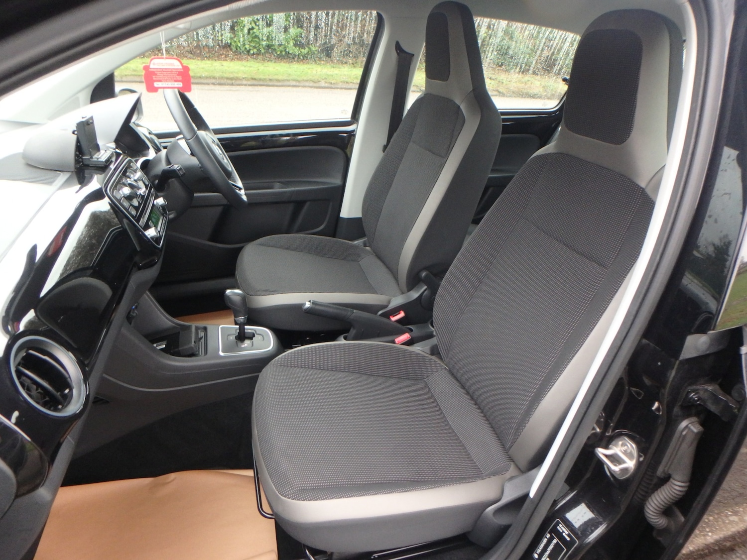 Used Volkswagen up! 2015 for sale - 77679080: Photo 13