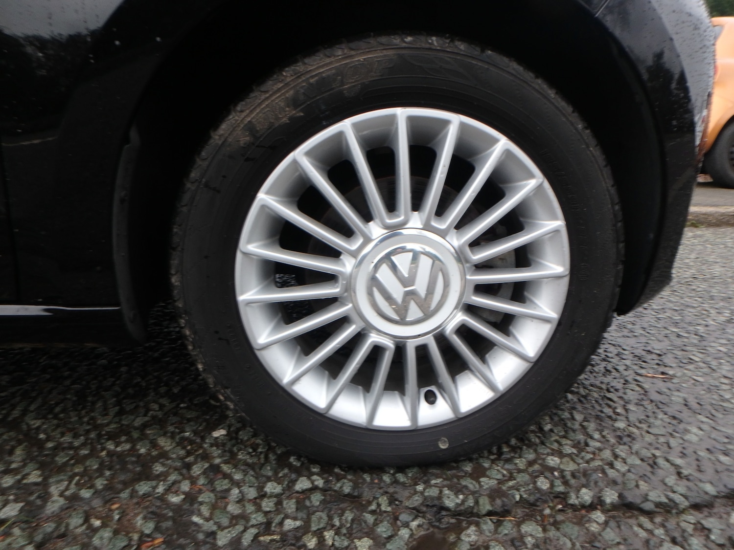 Used Volkswagen up! 2015 for sale - 77679080: Photo 9