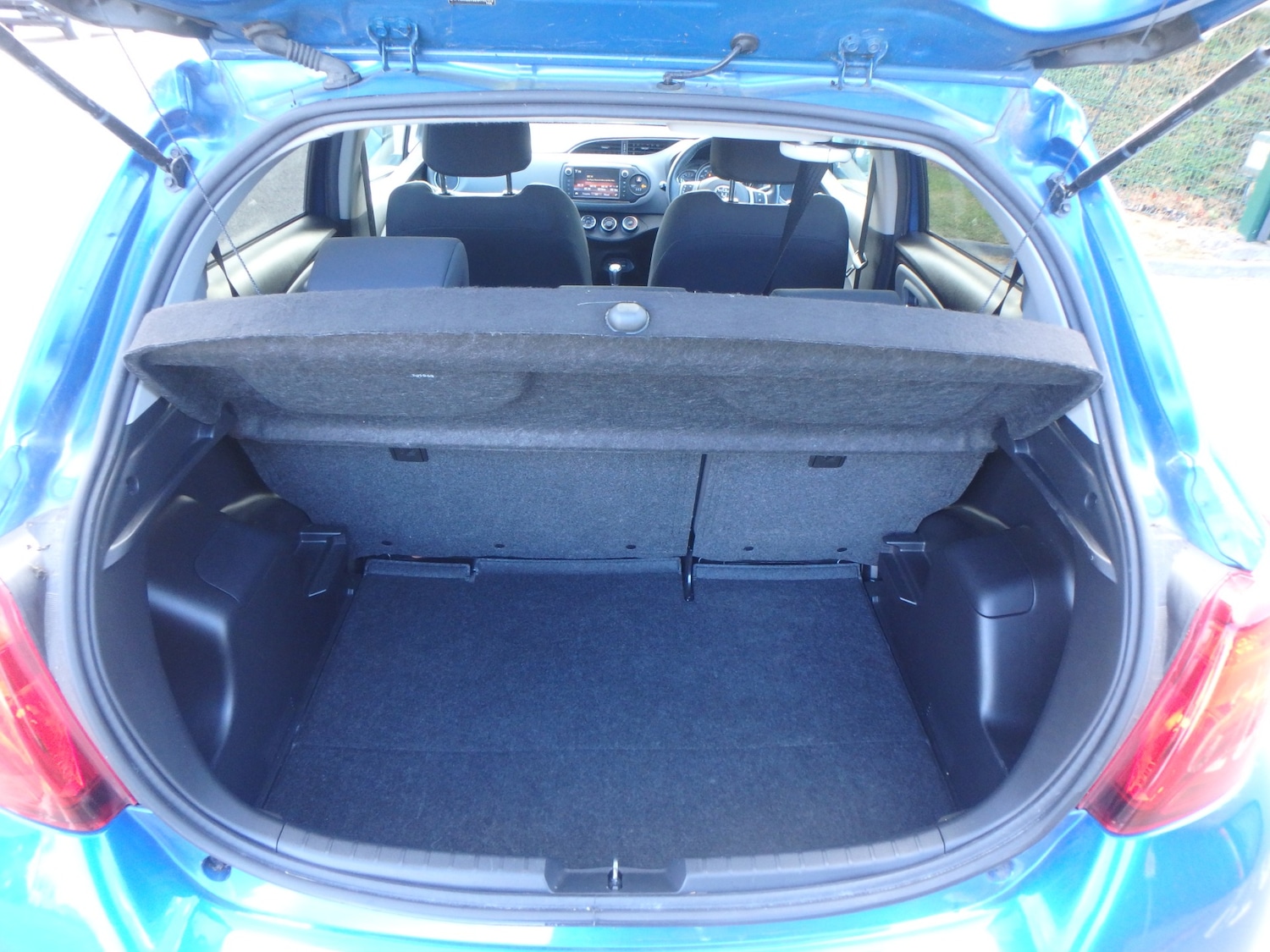 Used Toyota Yaris 2016 for sale - 75773397: Photo 10