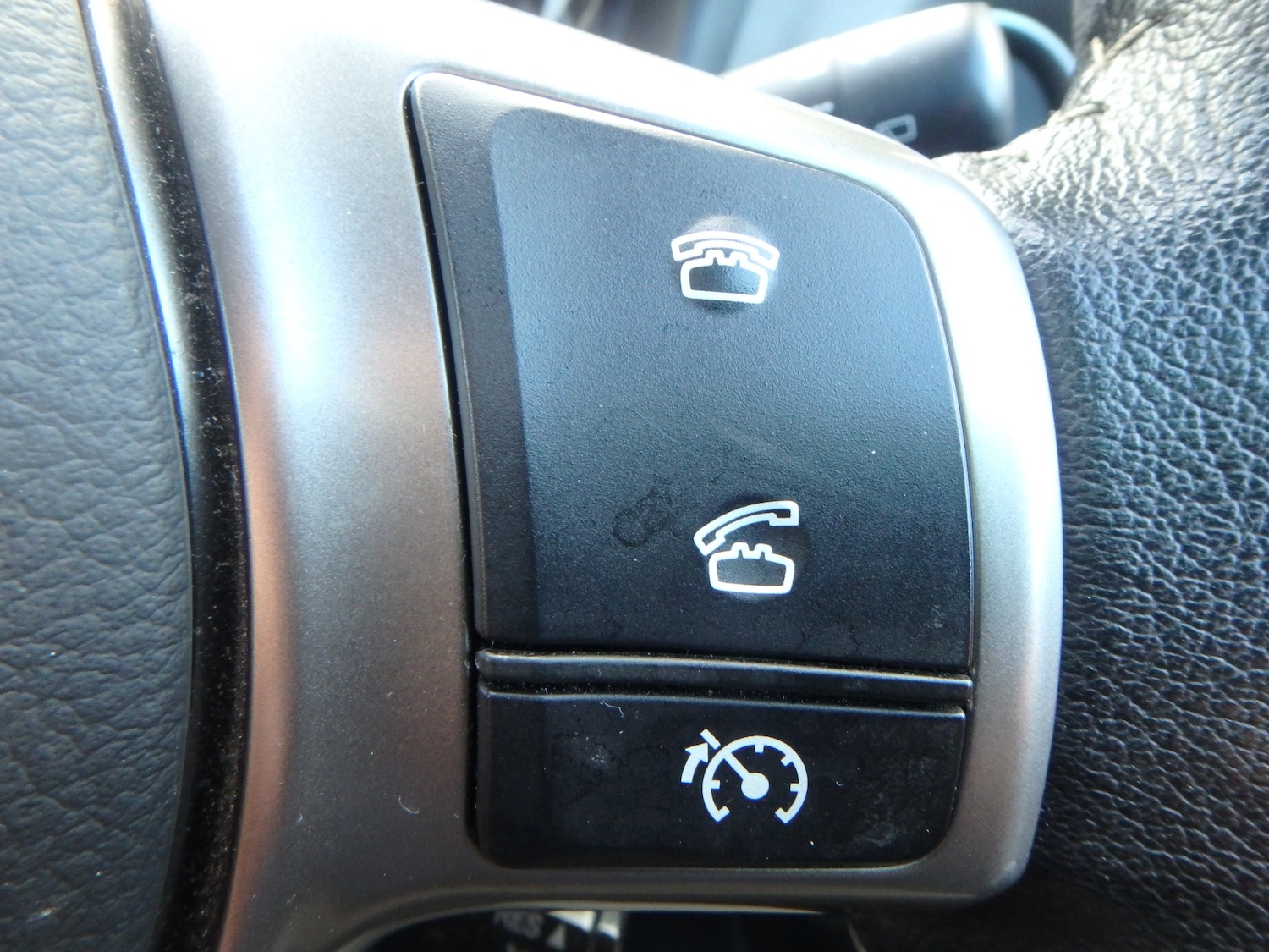 Used Toyota Yaris 2016 for sale - 75773397: Photo 23