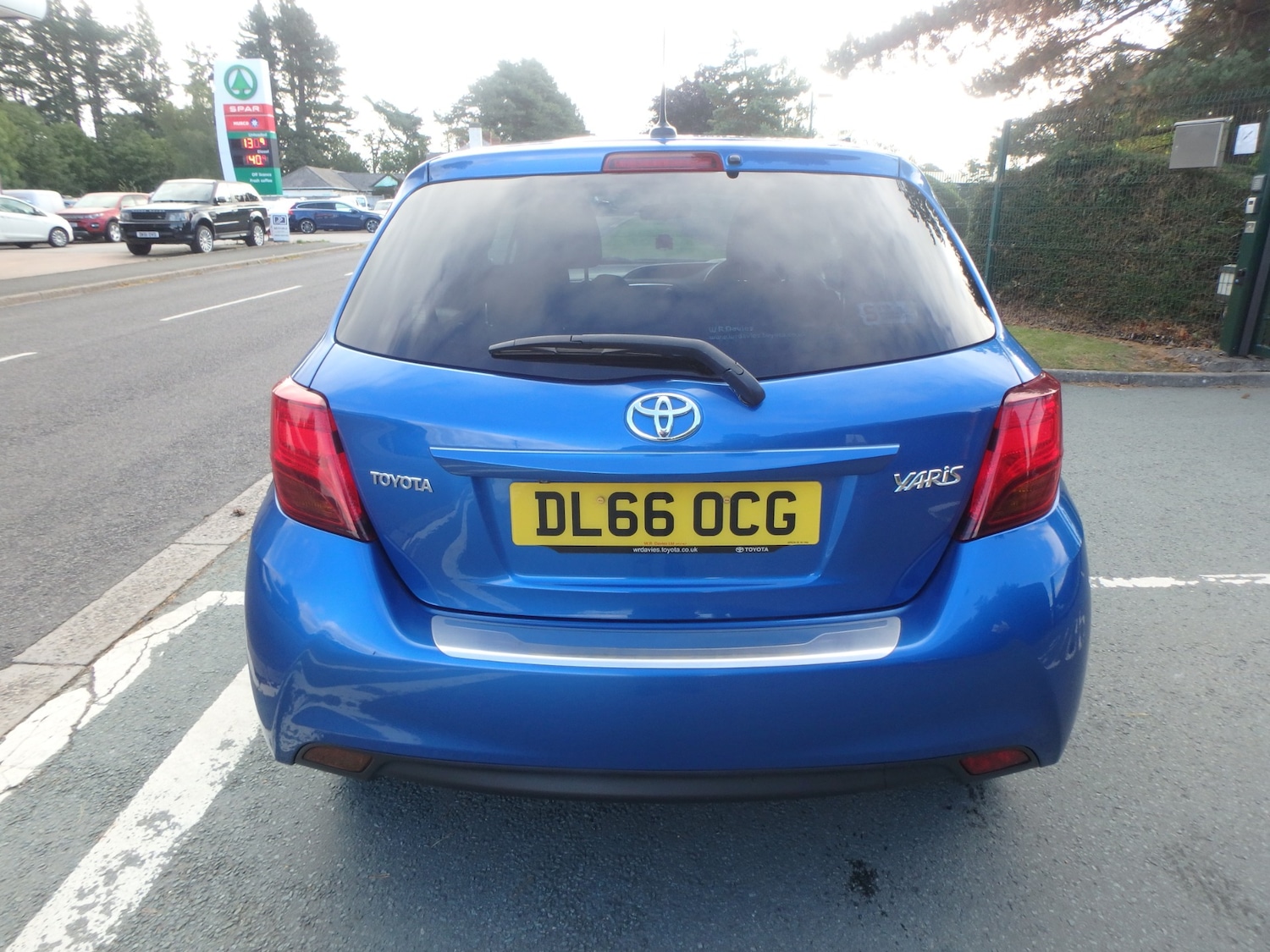 Used Toyota Yaris 2016 for sale - 75773397: Photo 6