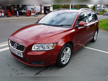 Used Volvo V50 2012 for sale - 79672868: Photo