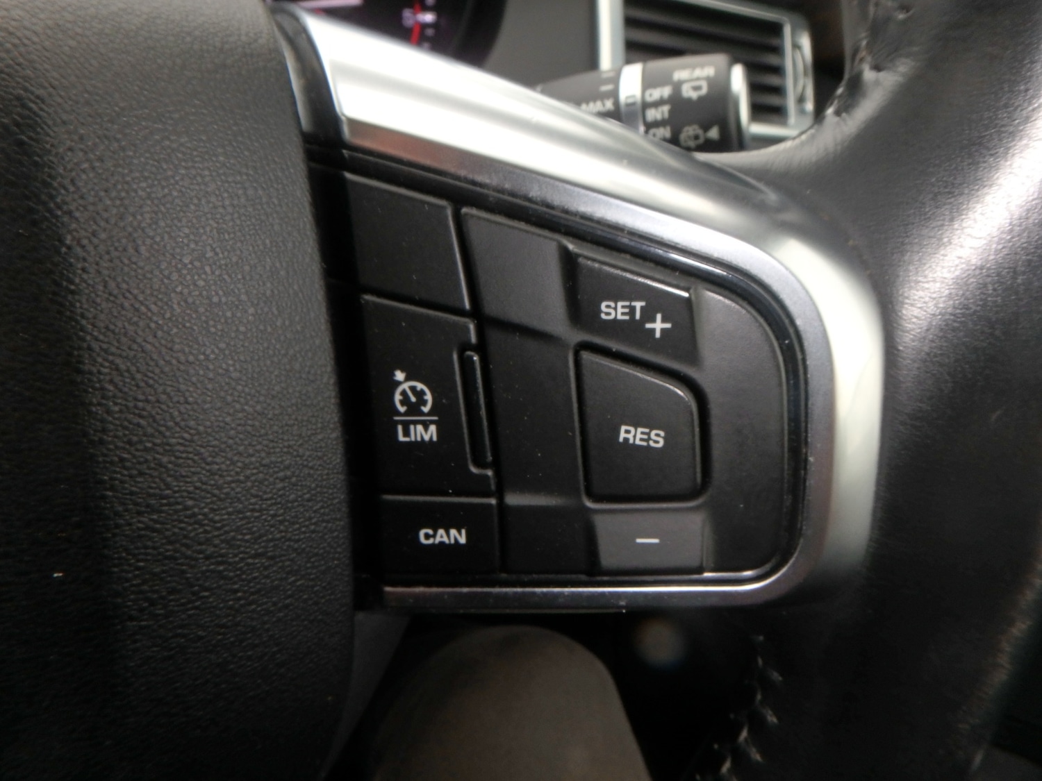 Used Land Rover Discovery Sport 2015 for sale - 76464318: Photo 22