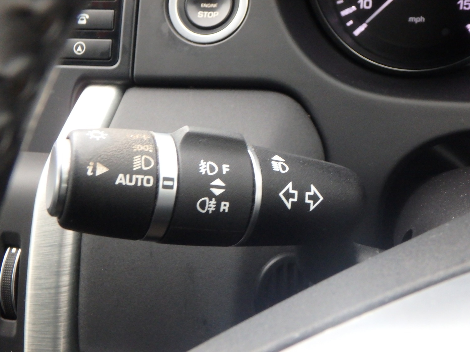 Used Land Rover Discovery Sport 2015 for sale - 76464318: Photo 24