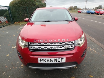 Used Land Rover Discovery Sport 2015 for sale - 76464318: Photo