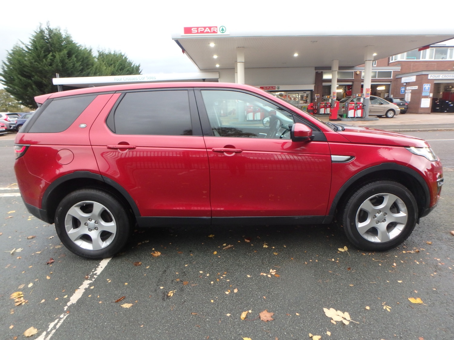 Used Land Rover Discovery Sport 2015 for sale - 76464318: Photo 8