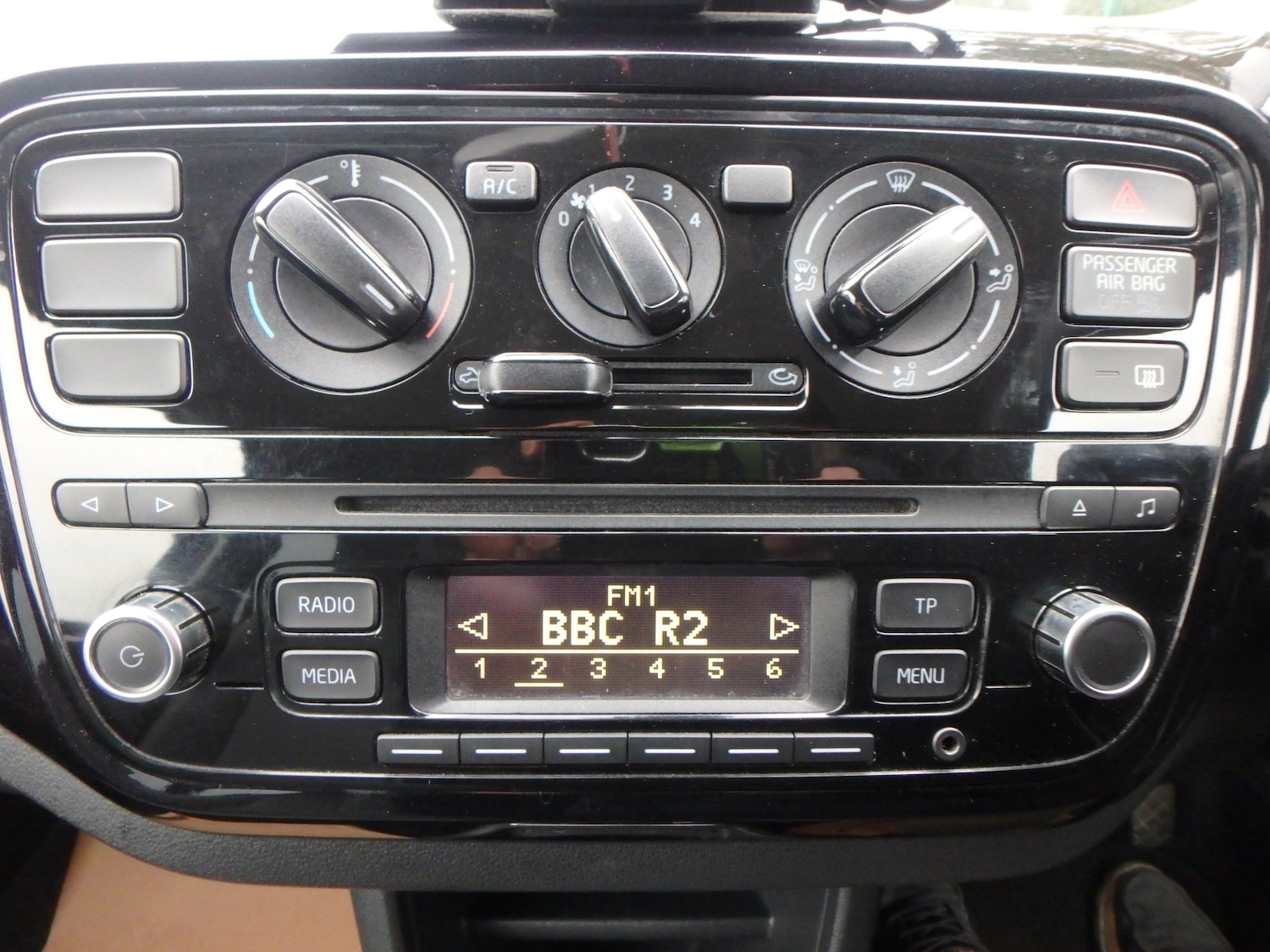 Used Volkswagen up! 2014 for sale - 77023387: Photo 15