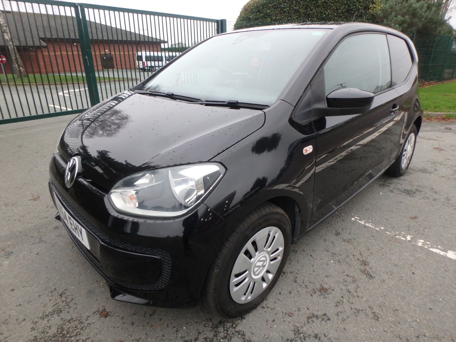 Used Volkswagen up! 2014 for sale - 77023387: Photo 3