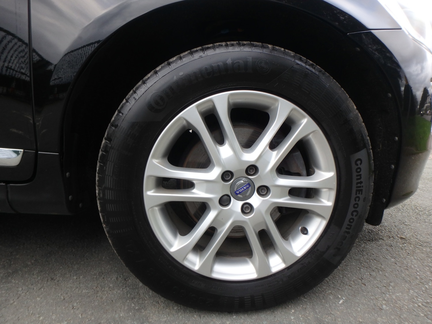 Used Volvo XC60 2015 for sale - 77818873: Photo 9