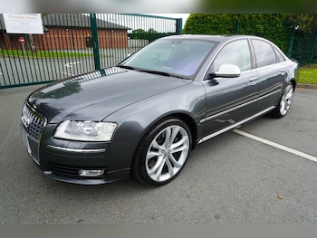 Used Audi S8 2010 for sale - 78552852: Photo