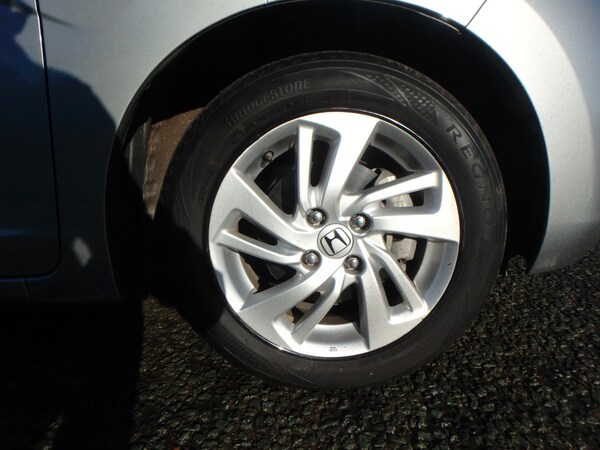 Used Honda Fit 2013 for sale - 73312918: Photo 9