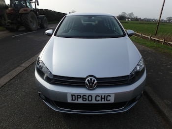 Used Volkswagen Golf 2010 for sale - 77962481: Photo