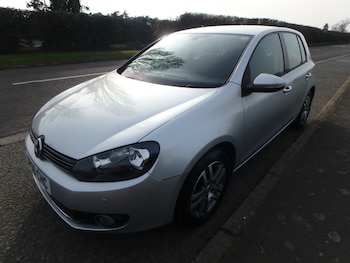Used Volkswagen Golf 2010 for sale - 77962481: Photo