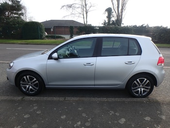Used Volkswagen Golf 2010 for sale - 77962481: Photo