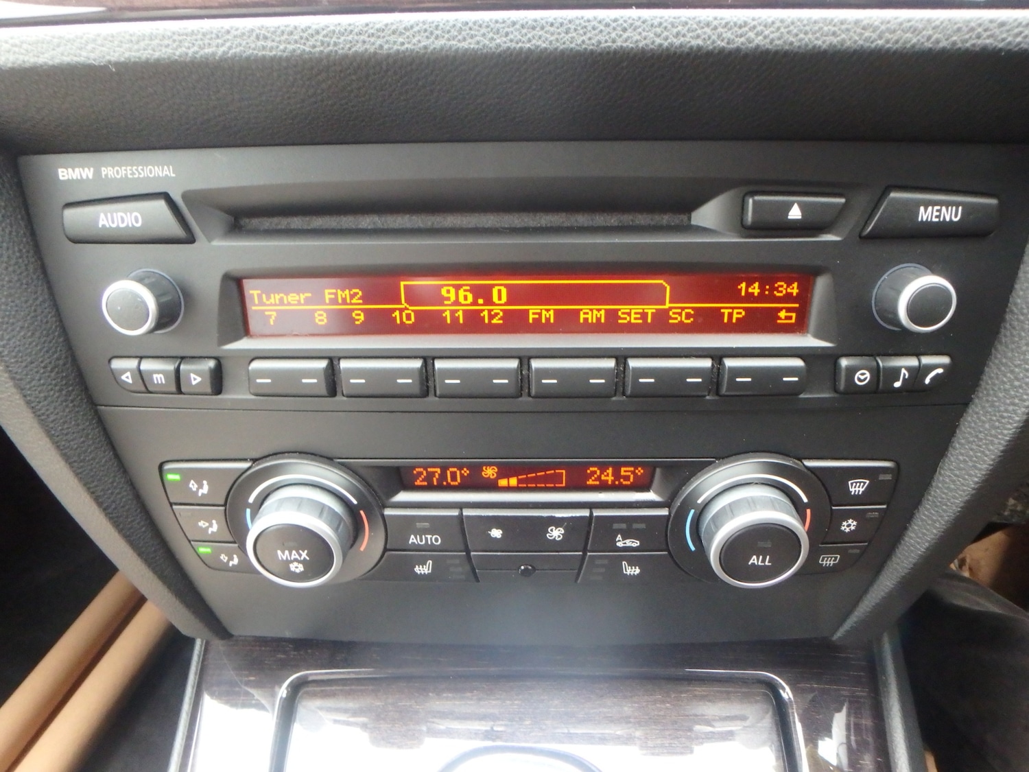 Used BMW 3 Series 2011 for sale - 77592430: Photo 17